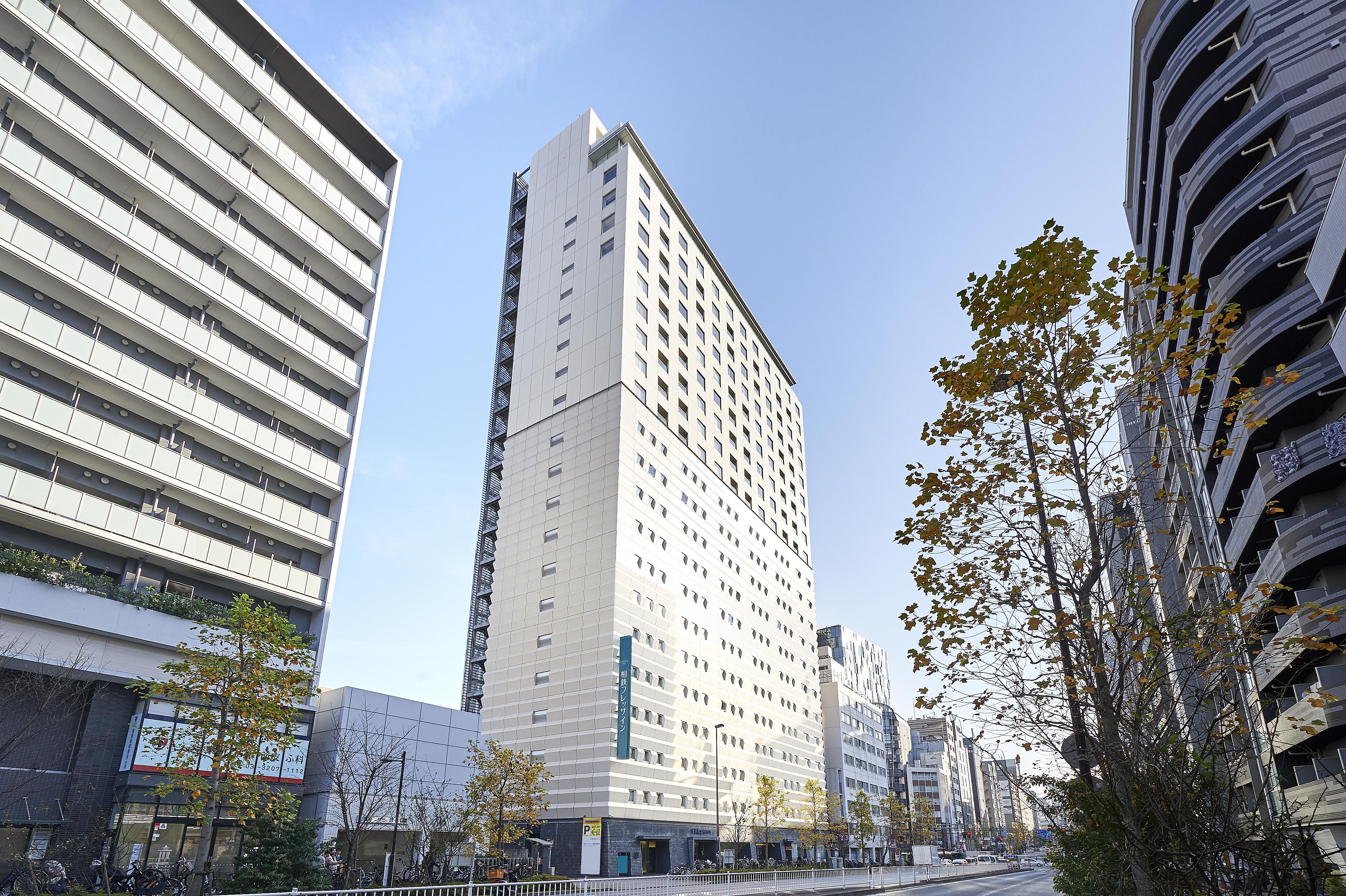 Sotetsu Fresa Higashi Shinjuku Tokio